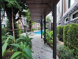 The Title V by The Esquire