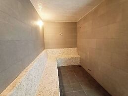 The Title V by The Esquire