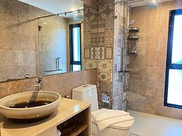 The Title V by The Esquire