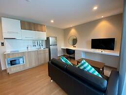 The Title V by The Esquire