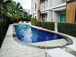 The Title V by The Esquire