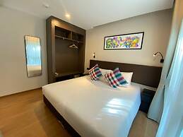 The Title V by The Esquire