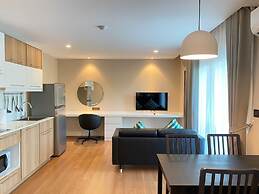 The Title V by The Esquire