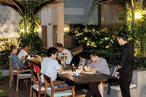 The Wellington-Republic Plaza Airport