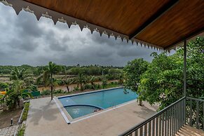 Kings Kraft River Side Resort