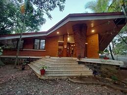 White Triangle By Joy Suites