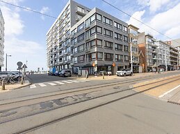 Spacious Studio Near Seafront