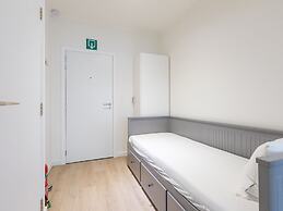 Spacious Studio Near Seafront