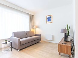 Spacious Studio Near Seafront