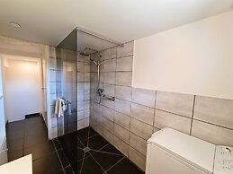 Le Cottage Bien-etre Jacuzzi Piscine