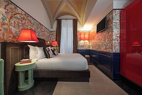 V Collection Condotti