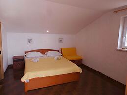 Apartments in Kornic/insel Krk 14471