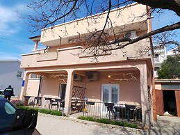 Apartments in Kornic/insel Krk 14471