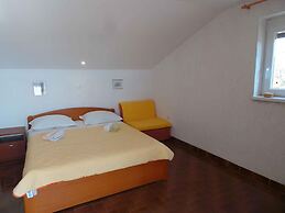 Apartments in Kornic/insel Krk 14471