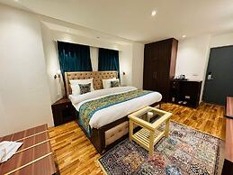 De Elaaf The Luxury Stay