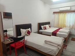 Hotel Rekha International