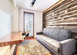 Imperial Apartments - Aquarius VI