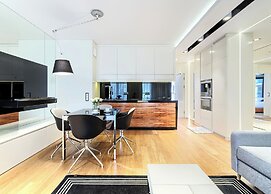 Imperial Apartments - Aquarius VI