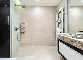 Imperial Apartments - Aquarius VI