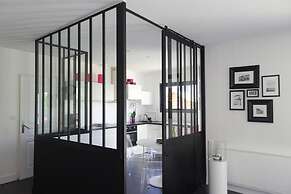 Modern Holiday Home in a Quiet Location in Benodet