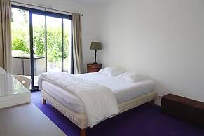 Modern Holiday Home in a Quiet Location in Benodet