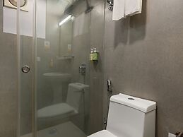 Bloom Hotel Balewadi