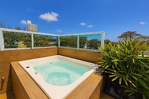 Marmeu Enseada com jacuzzi aquecida
