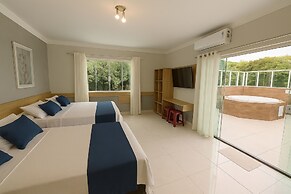 Marmeu Enseada com jacuzzi aquecida