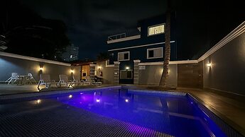 Marmeu Enseada com jacuzzi aquecida