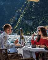 Bellavista Lakefront Apartments