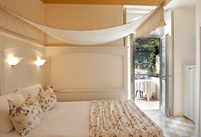 Bellavista Lakefront Apartments