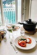 Bellavista Lakefront Apartments