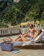 Bellavista Lakefront Apartments