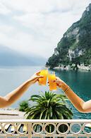 Bellavista Lakefront Apartments