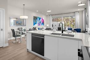 Modern 4BR Family Home With Private Pool