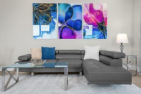 Modern 4BR Family Home With Private Pool