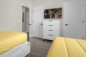 Modern 4BR Family Home With Private Pool