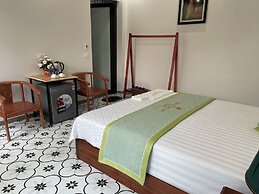 Tam Coc Happy Day Bungalow