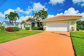 Quiet Canal Retreat w/ Boat Lift in Cape Coral!