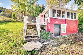 Pet-friendly Catskills Retreat: Fire Pit & Deck!