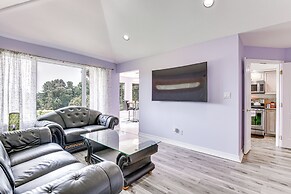 Bright Guest House: 15 Mi to Dtwn Baltimore!