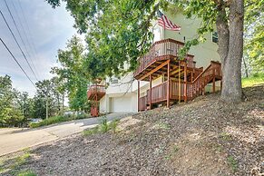 Pet-friendly Lake of the Ozarks Gem!