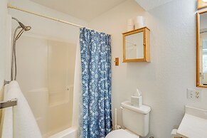 Pet-friendly Lake of the Ozarks Gem!