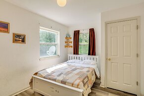 Pet-friendly Lake of the Ozarks Gem!