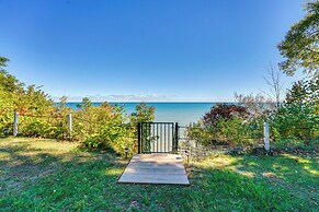 Lake Huron Retreat w/ Hot Tub, Screened Porch!