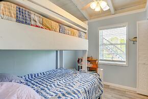 Home Near Beach in Alligator Point: Rooftop Deck!