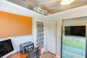 Home Near Beach in Alligator Point: Rooftop Deck!