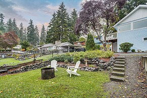 Spanaway Lakefront House: Dock, Fire Pit