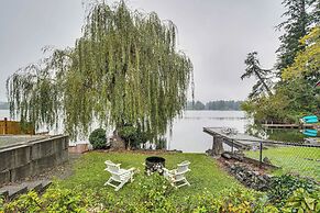 Spanaway Lakefront House: Dock, Fire Pit