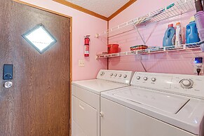 Paden City Home Near Ohio River!